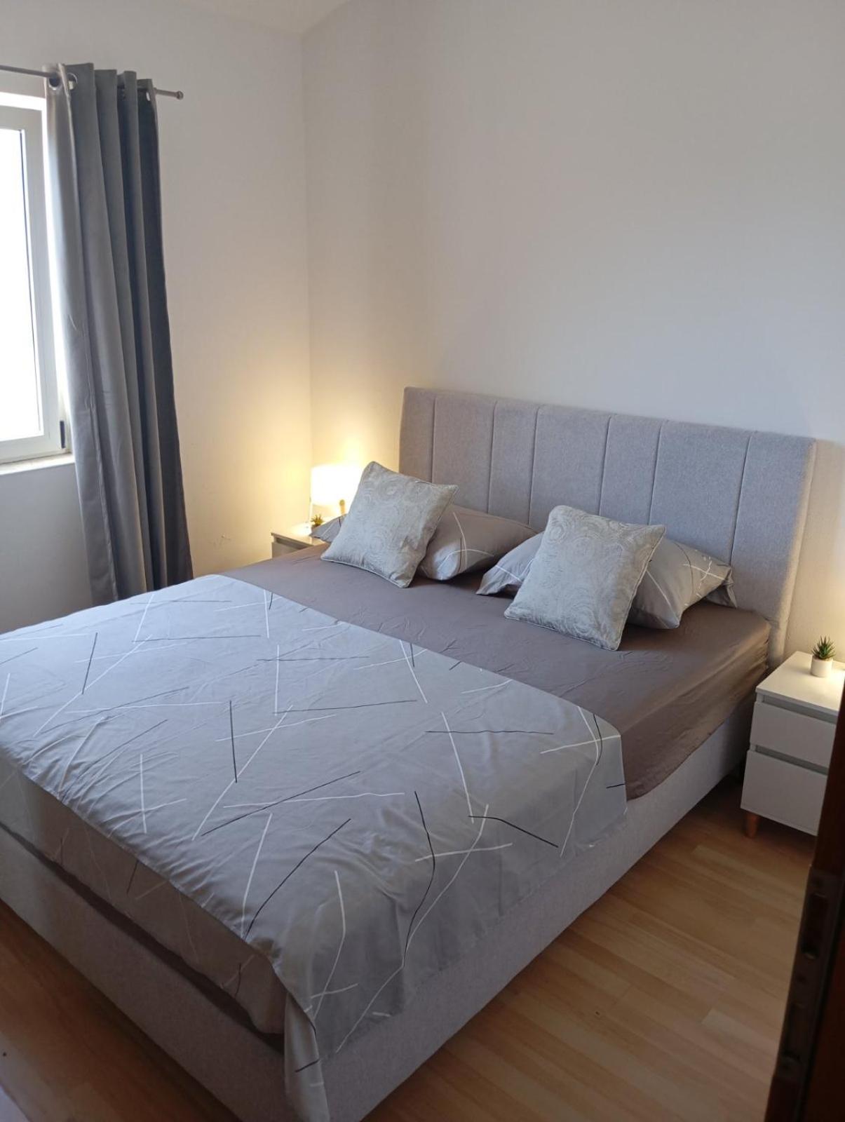 Apartment Flowers Бибинье Экстерьер фото
